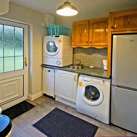 4 Bed In Beara Oc-i437 Holiday home