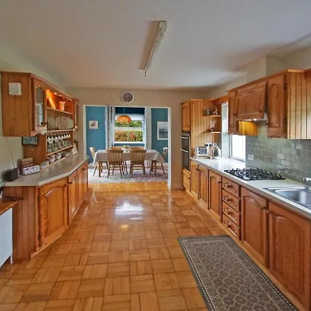 4 Bed In Beara Oc-i437 * Adrigole