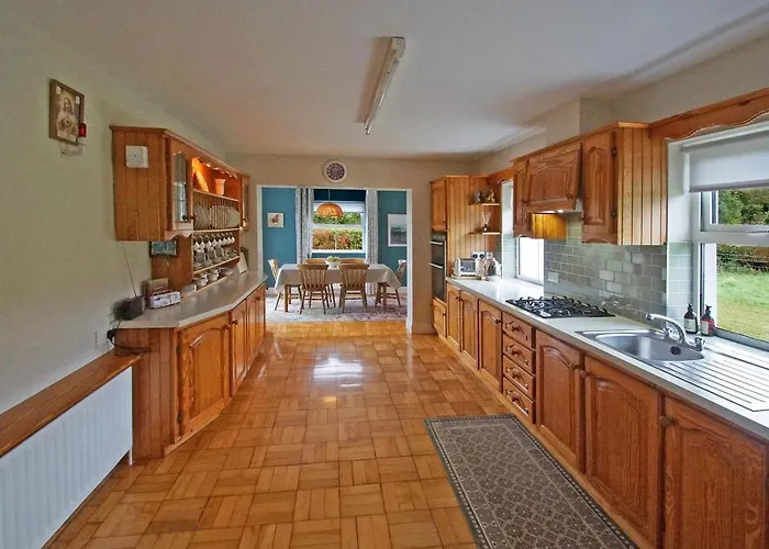 4 Bed In Beara Oc-i437 *